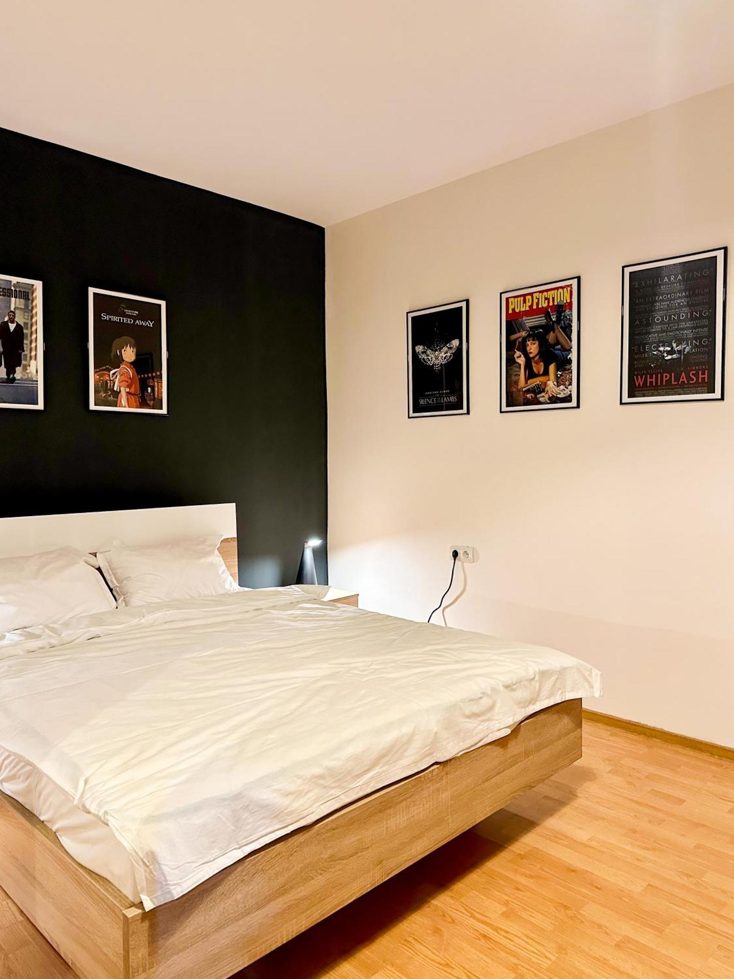 Serenity House Apartments 시비우 객실 사진