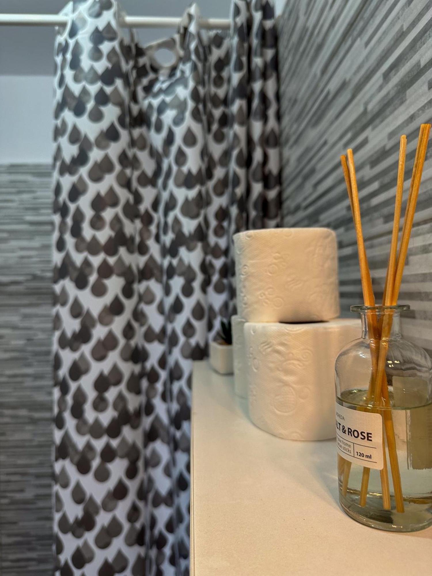 Serenity House Apartments 시비우 객실 사진
