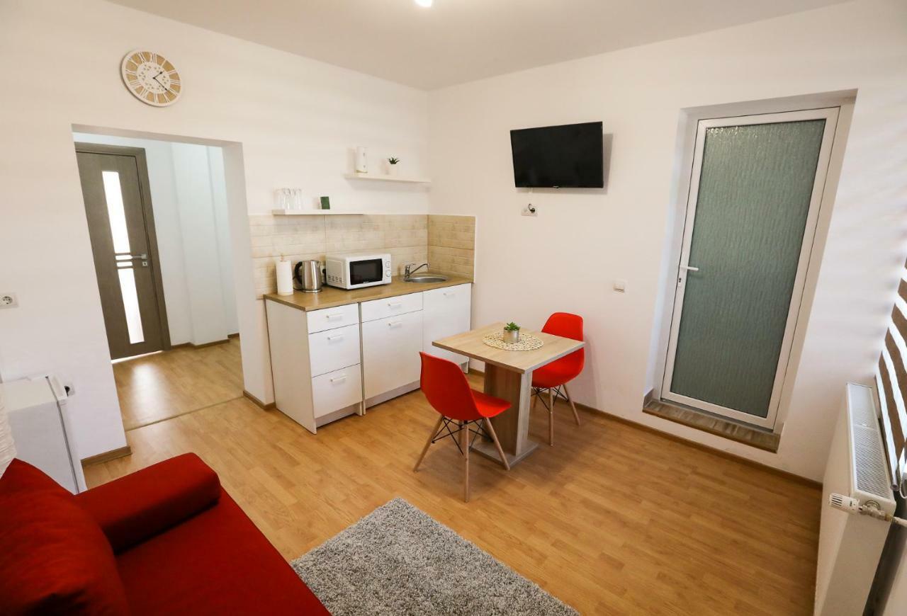 Serenity House Apartments 시비우 외부 사진