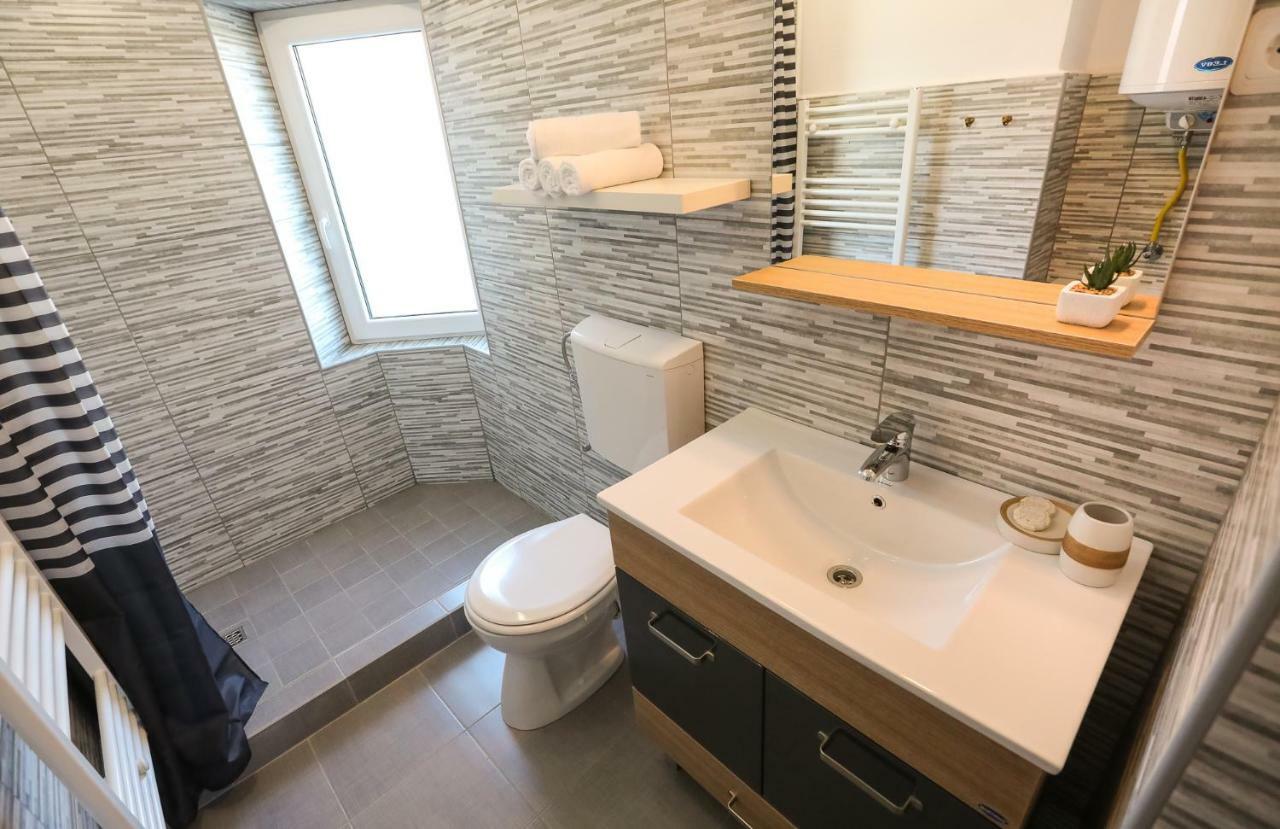 Serenity House Apartments 시비우 외부 사진