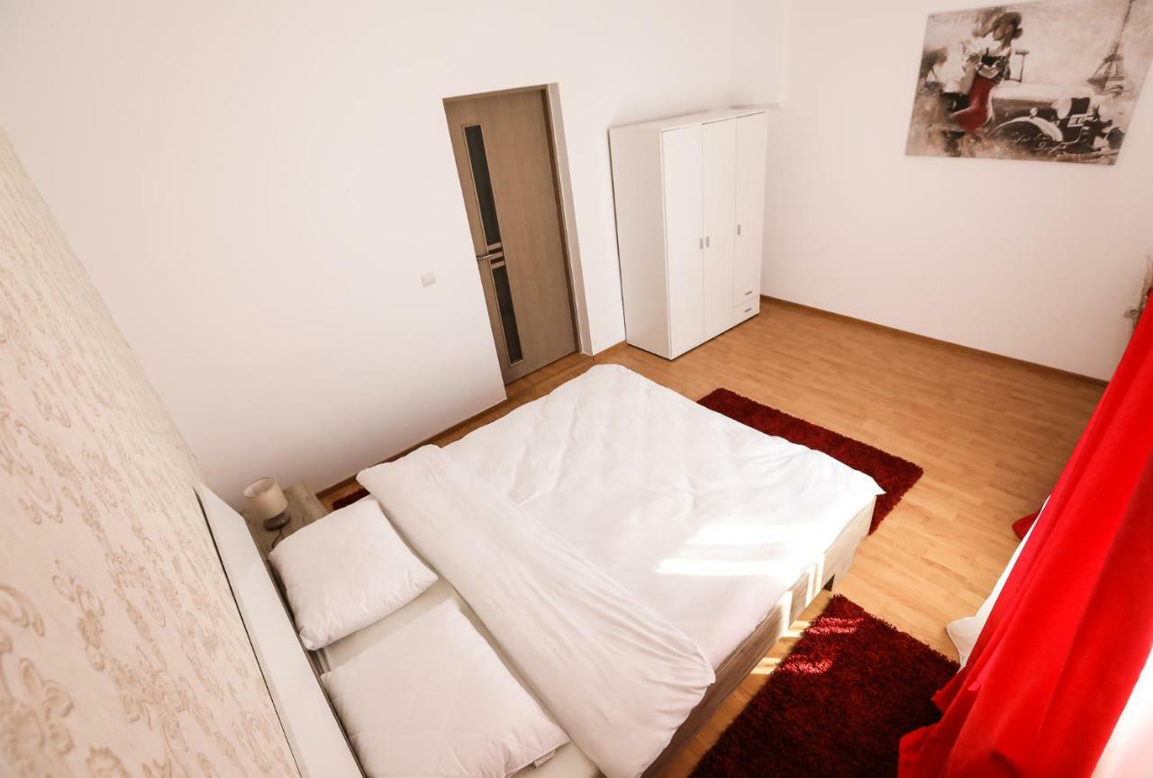 Serenity House Apartments 시비우 외부 사진